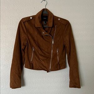 Forever 21 Tan Faux Suede Biker Jacket size Small . No belt with jacket